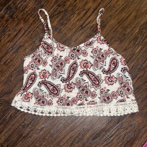 CHARLOTTE RUSSE paisley printed loose fitting tank top